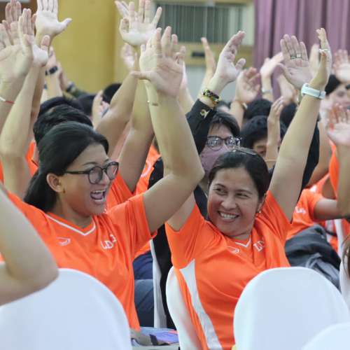 ปลุกพลังสร้างความสำเร็จ (รุ่น 3) หัวข้อ เทคนิคการตั้งเป้าหมายให้ได้ผล / วิธีการสั่งจิตใต้สำนึก / โปรแกรมจิตใต้สำนึกให้ทำงาน / ความคิด 4 ประการที่นำไปสู่ความสำเร็จ / เคล็ดลับการสร้างแรงบันดาลใจ / เลือกงานแบบไหนที่จะทำให้มีความสุขและสำเร็จ / วิธีการสร้างนิสัยลงมือทำ / สร้างความเชื่อมั่นในตัวเอง / นิสัยของคนสำเร็จ บริษัท ลีดเดอร์ กรุ๊ป จำกัด (มหาชน)