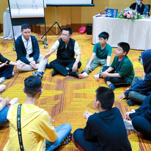 NLP สำหรับเด็ก รุ่น 24 หัวข้อ เกมส์ละลายพฤติกรรม / สร้างกฎ Cone of Learning / กิจกรรม point c / เข้าใจจิตสำนึก / ฝึกการสื่อสารกับตัวเอง / วงล้อชีวิต 6 ด้าน / กิจกรรมปรับมุมมอง / เรียนรู้ Eye Pattern / เทคนิคเพิ่มความจำ / การจัดการเสียงในหัว 